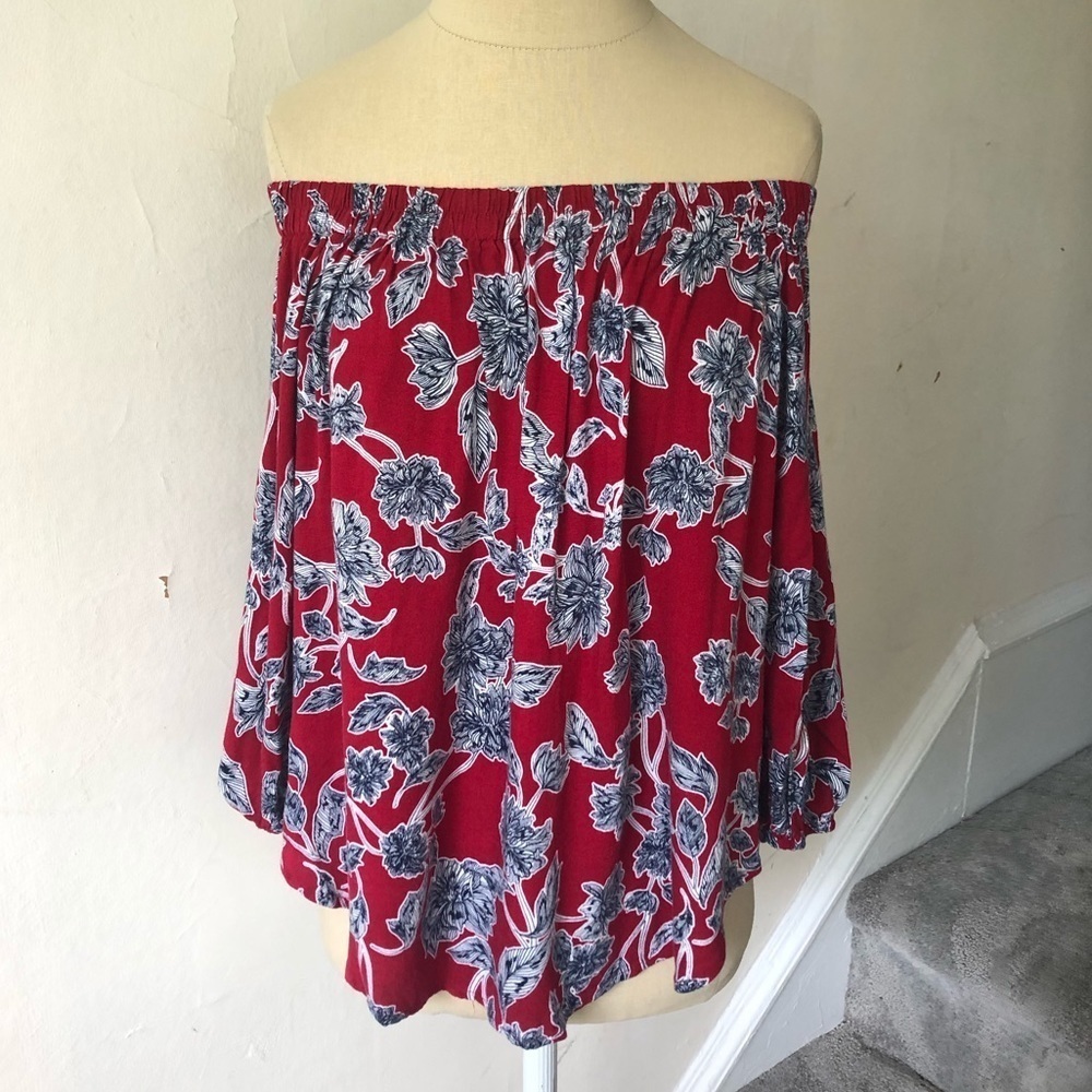 Splendid Beet Red Off the Shoulder Rayon Floral Etched Floral Blouse EUC Size XS
